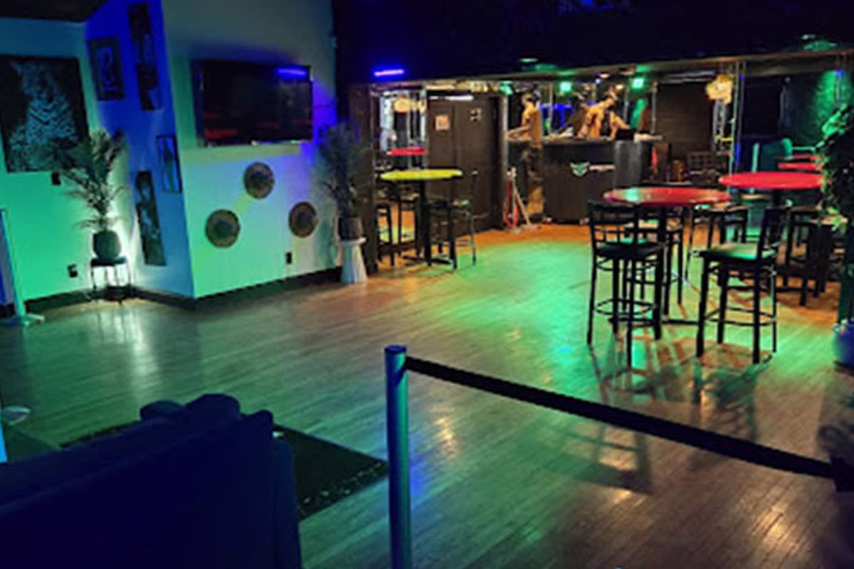 Buffalo Suya Lounge interior
